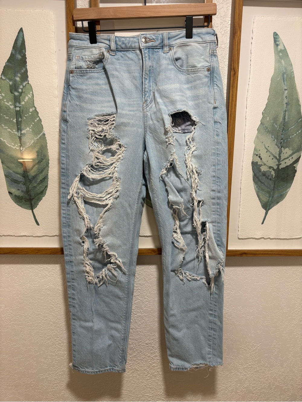 AE light wash Jeans